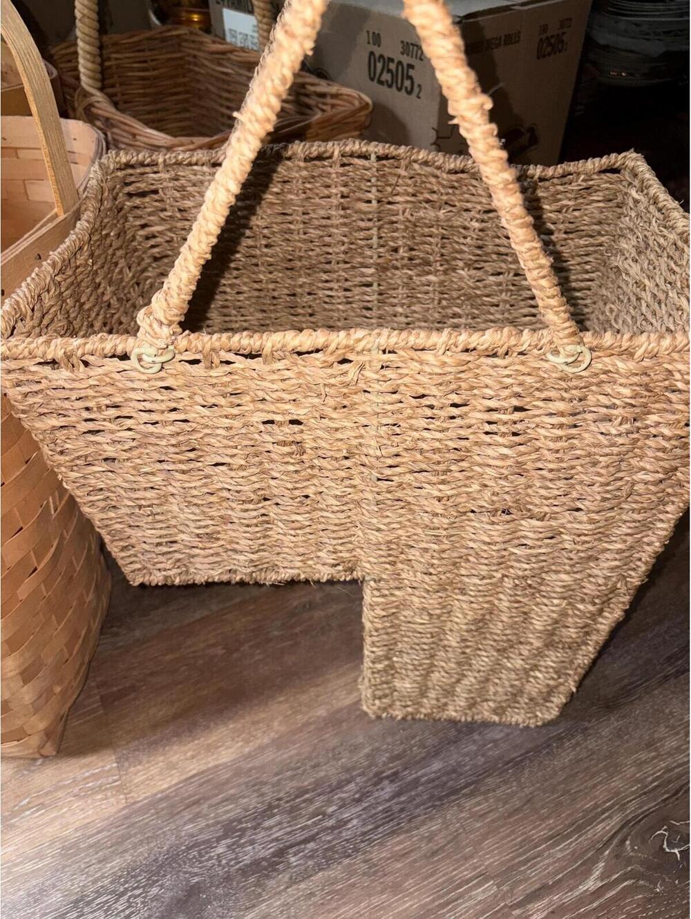 Woven seagrass L-shaped stair basket,Vintage